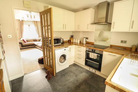 27 Mansard Close, Hornchurch, RM12 4HS