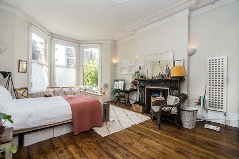 1 bedroom ground floor flat for sale, Mowbray Road, London, NW6 7QS