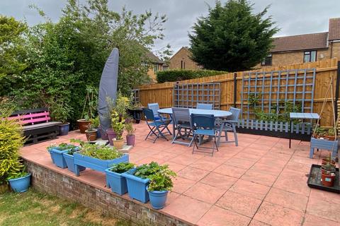 4 bedroom detached house for sale, Verdant Vale, East Hunsbury, NN4 0SQ