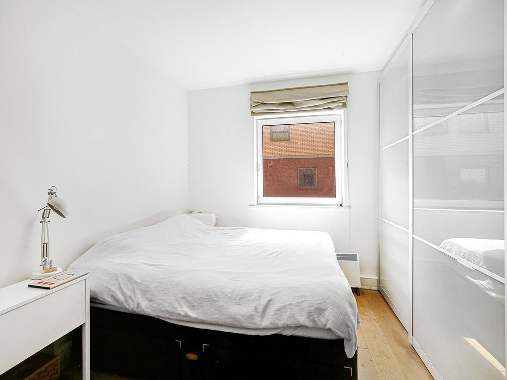 6 Hotel Apartments