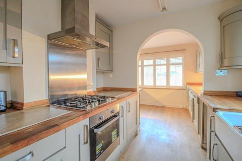 3 bedroom detached bungalow for sale, Carnarvon Grove, Carlton, Nottingham