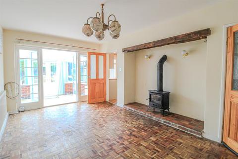 3 bedroom detached bungalow for sale, Carnarvon Grove, Carlton, Nottingham