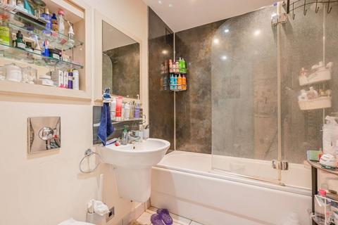 2 bedroom flat for sale, 41 Millharbour, Canary Wharf, London, E14