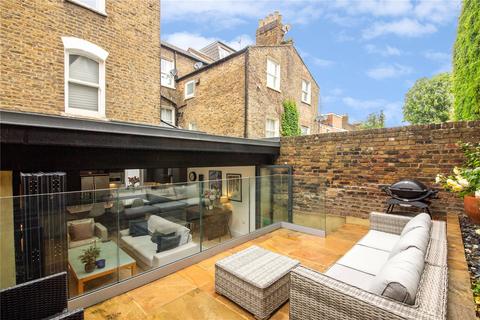 2 bedroom apartment for sale, Ilminster Gardens, SW11