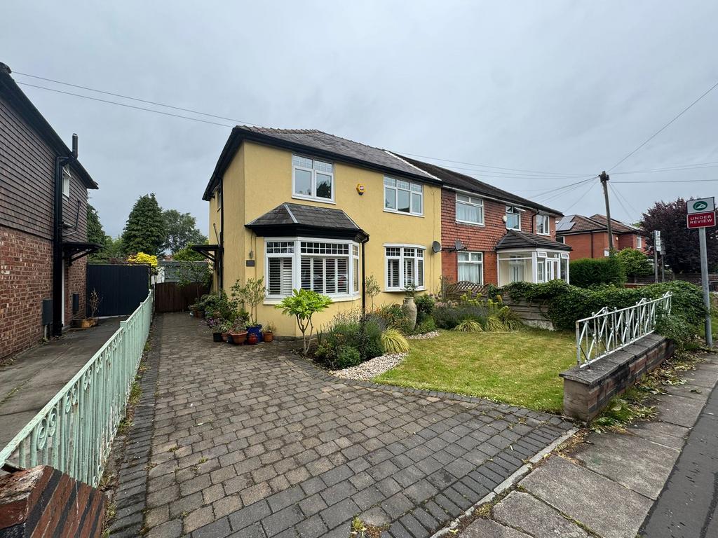 3 Bedroom Semi Detached for Rent
