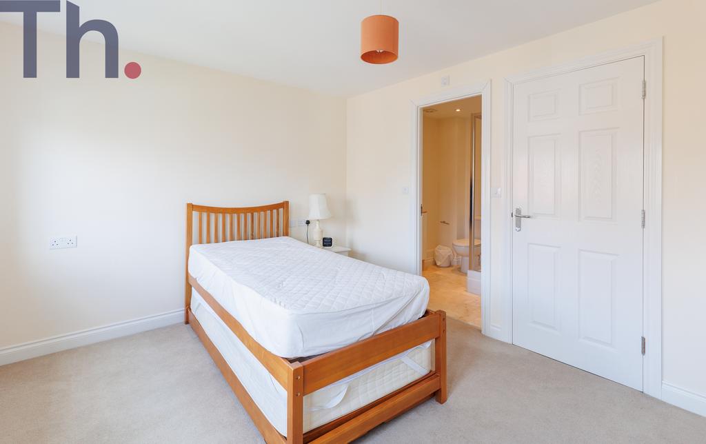 Bedroom1 with En-Suite