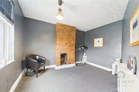 15 Leslie Road, Northampton, NN2 6BD