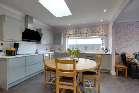 undefined, Elveley Drive, West Ella
