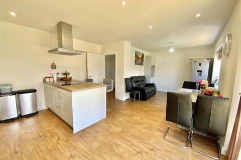 9 Cooper Croft, Hanslope, Milton Keynes, MK19 7FG
