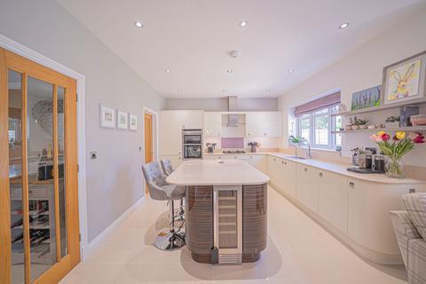 undefined, Turnpike Close, Balsall Common, CV7