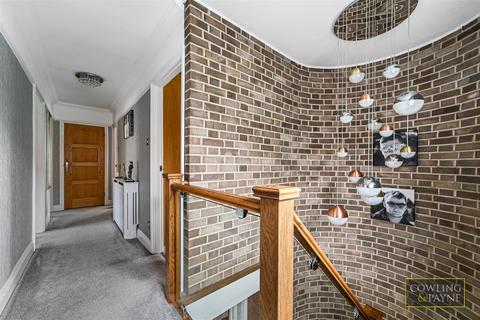 4 bedroom detached house for sale, Swan Lane, Wickford