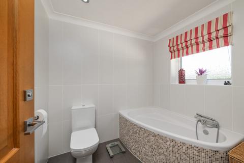 Arrandale Cloan Drive, Auchterarder, PH3 1BU