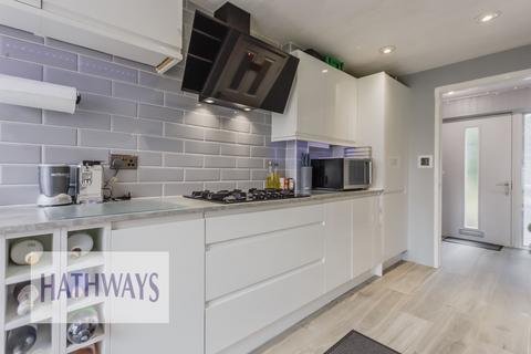 69 Brynhyfryd, Croesyceiliog, Cwmbran, NP44 2LN