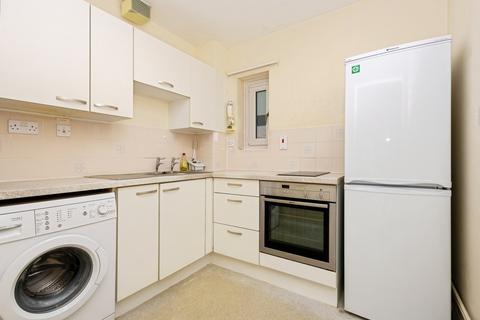 2 bedroom retirement property for sale, Adams Way, Alton GU34