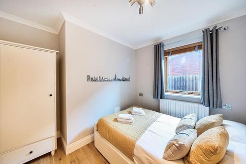 2 bedroom flat for sale, Streatham Common South, Streatham, London, SW16