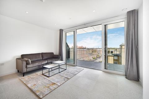 Sidney Street London E1