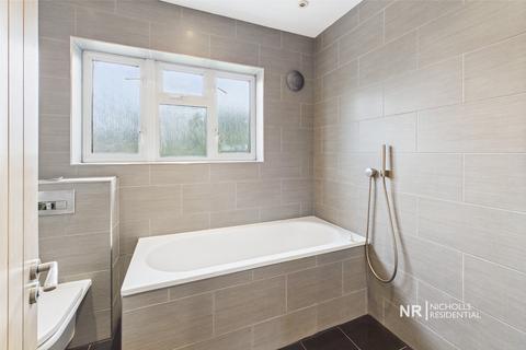42 Mansfield Road, Chessington, KT9 2PN