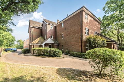 undefined, Marine Court, Hythe SO45