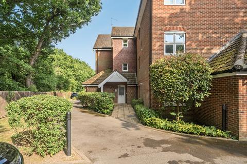 undefined, Marine Court, Hythe SO45