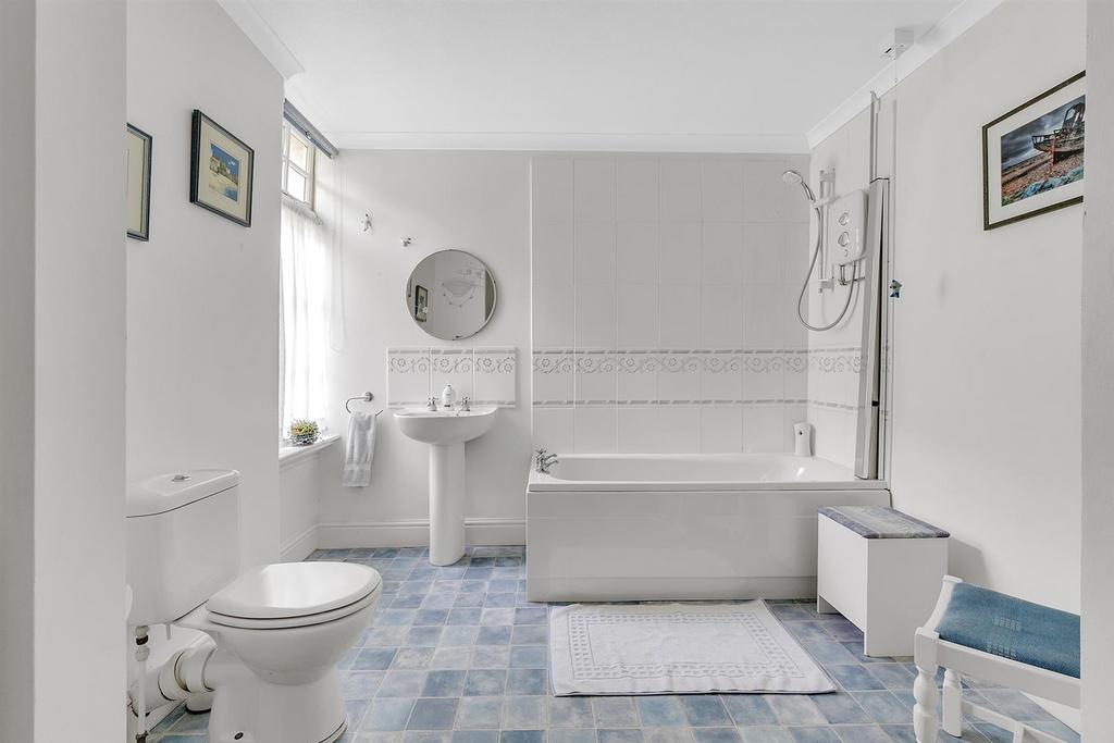 Family bathroom