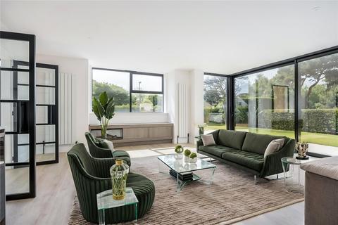 4 bedroom detached house for sale, Pauntley Road, Christchurch, Dorset, BH23