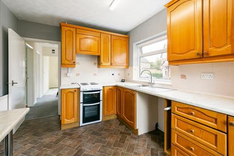 2 bedroom semi-detached bungalow for sale, Sherbuttgate Drive, Pocklington, York, North Yorkshire, YO42 2EJ