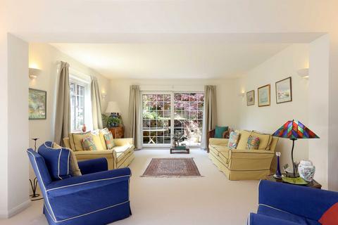 5 bedroom detached house for sale, North Park, Gerrards Cross, Buckinghamshire, SL9