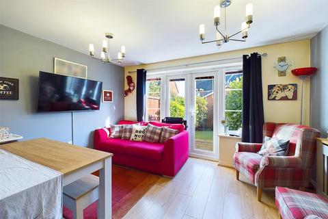 3 bedroom townhouse for sale, Phoenix Place, Chapelford, Warrington