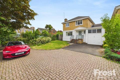 undefined, Simmons Place, Staines-upon-Thames, Surrey, TW18
