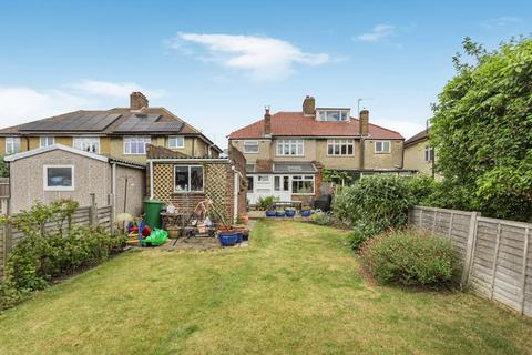 5 Shirley Close, Hounslow, TW3 2HF