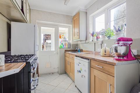 5 Shirley Close, Hounslow, TW3 2HF