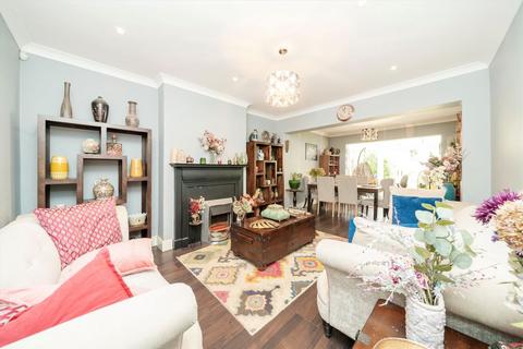 3 bedroom semi-detached house for sale, Great West Road, Isleworth TW7