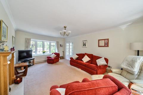 4 bedroom detached house for sale, Oakdale, Harrogate, North Yorkshire, HG1