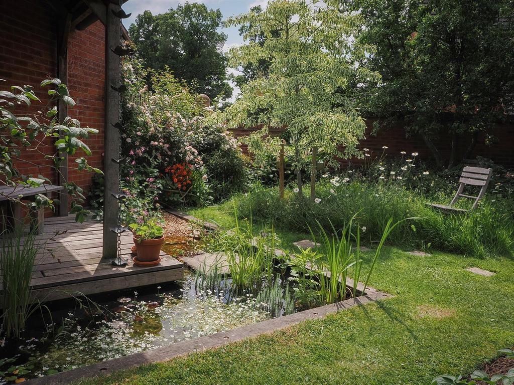 Water feature.jpg