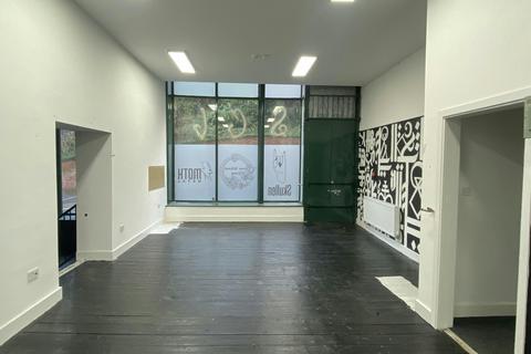 Retail property (high street) to rent, 10-12 Akenside Hl Newcastle Upon Tyne NE1 3XP