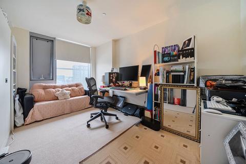 3 bedroom flat for sale, Dancers Way, Greenwich, London, SE8