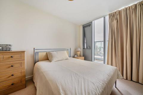 3 bedroom flat for sale, Dancers Way, Greenwich, London, SE8
