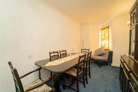 2 bedroom retirement property for sale, The Highlands, Edge Lane, Stretford