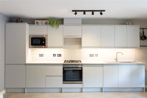 2 bedroom apartment for sale, St. Rule Street, London, SW8