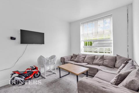 206 Denton Lane, Chadderton, Oldham, OL9 8PL