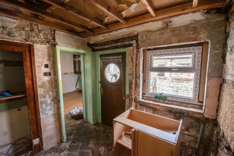 16 Cemetery Road, Earby, Barnoldswick, BB18 6QX