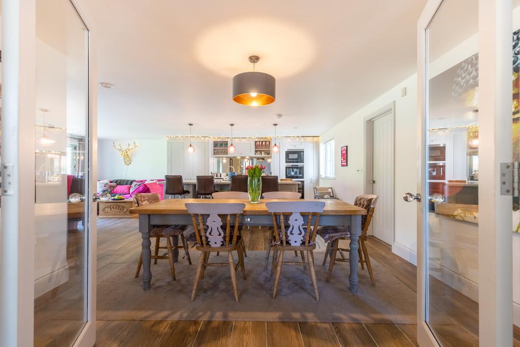 Dining Kitchen