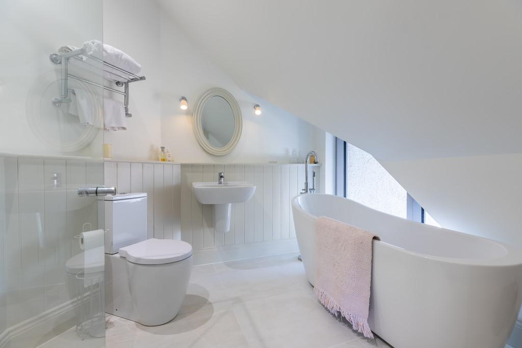 Ensuite Bathroom