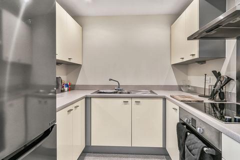 1 bedroom apartment for sale, Avenel Way, Poole