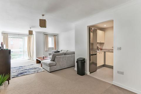 1 bedroom apartment for sale, Avenel Way, Poole
