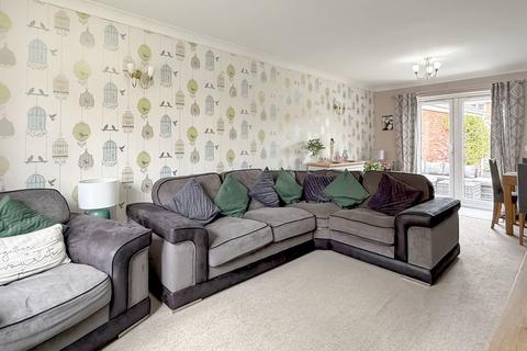 4 bedroom detached house for sale, Dartmoor Road, Westbury