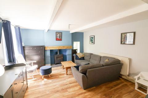 3 bedroom semi-detached house for sale, Victoria Street, Derbyshire SK13