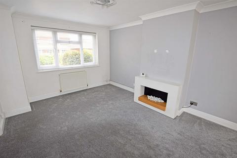 2a Broadview Avenue, Gillingham, ME8 9DB