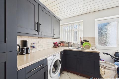 3 bedroom end of terrace house for sale, Brentwood, Lancashire FY7