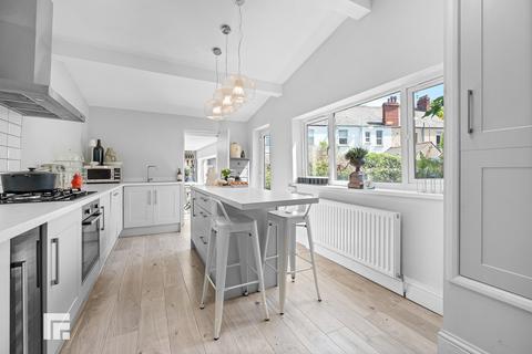 4 bedroom terraced house for sale, Albany Road, Roath, Cardiff